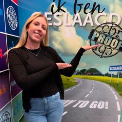 Autorijschool Ayana - Pièce of cake makkelijk geslaagd dankzij de unieke les methode van autorijschool Ayana