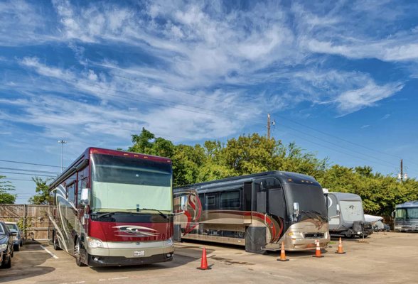 Mayes RV & Boat Storage