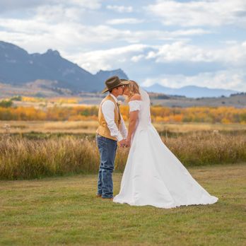 April Stuart Photography - Session Photography Near Me
