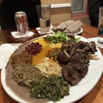 Chercher Ethiopian Restaurant & Mart - regular veggie combo and beef - Ethiopian Near Me - Washington, DC, District of Columbia