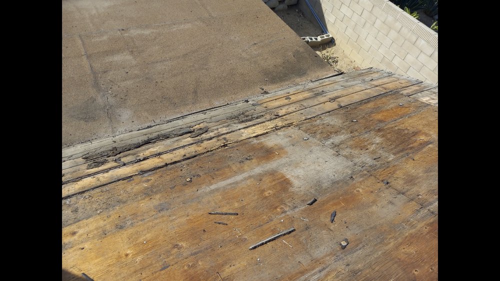 Slide of Hector Jimenez Roofing