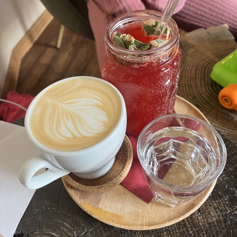 AlterNativa café - Latte and a cherry lemonade - Cafes Near Me - Ostrava, Missouri AlterNativa café - Latte and a cherry lemonade - Cafes Near Me - Ostrava, Missouri