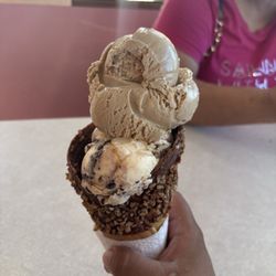Joe's Ice Cream Parlor