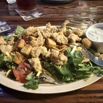 D&G Pub & Grub - Big Bopper salad with fried chicken and ranch dressing - American Near Me - St Joseph, Missouri D&G Pub & Grub - Big Bopper salad with fried chicken and ranch dressing - American Near Me - St Joseph, Missouri