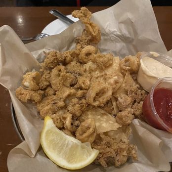 Gladstone's - Crispy Calamari - Seafood Near Me - Long Beach, California Gladstone's - Crispy Calamari - Seafood Near Me - Long Beach, California