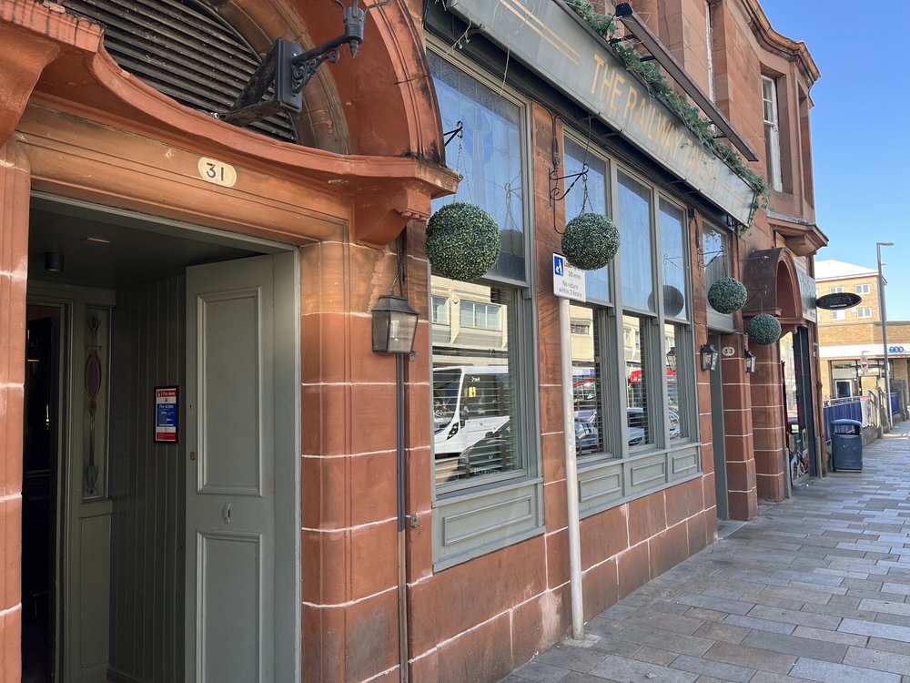 THE RAILWAY TAVERN Updated September 2024 11 Photos 31 Merry