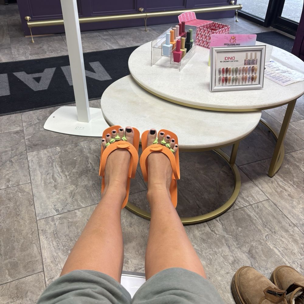 Nail Addicts - Obsessed - Nail Salons Near Me - Clinton Township, Michigan