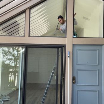 California Window Pros - Hard to reach windows - Window Washing Near Me California Window Pros - Hard to reach windows - Window Washing Near Me