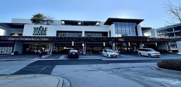 Whole Foods Market by null