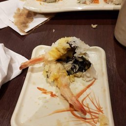 The sushi are not sealed properly