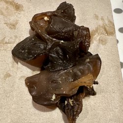 Hunan - I don't know what this was in my Moo Shoo Pork. Mushroom? I looked it up--black Ear fungus.