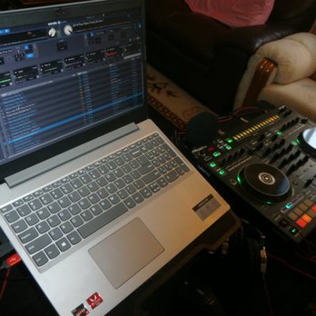 Funky Music Entertainment - Funky Music Entertainment - State-of-the-Art DJ Equipment. - DJs Near Me Funky Music Entertainment - Funky Music Entertainment - State-of-the-Art DJ Equipment. - DJs Near Me