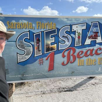 Siesta Beach Eats - Sand Pavilion - Best beach in the USA time and time again. - Food Stands Near Me - Siesta Key, Florida