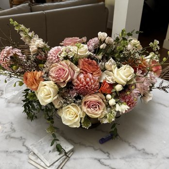 Kittybird Blooms - Gift Shops Near Me - Calabasas, California Kittybird Blooms - Gift Shops Near Me - Calabasas, California