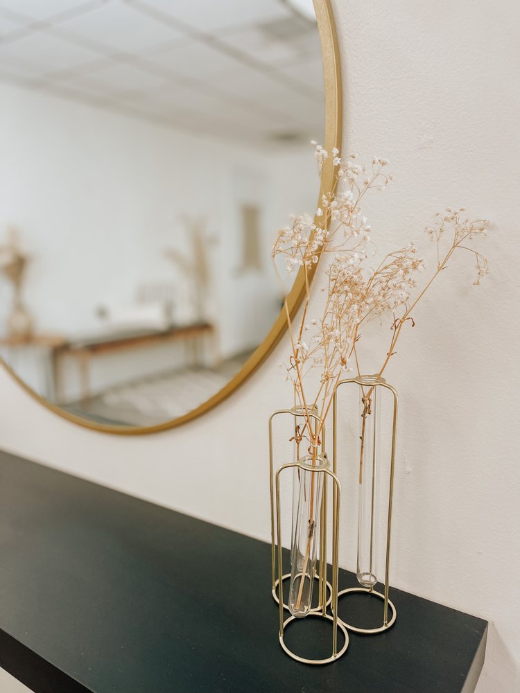 MANNA BEAUTY SALON Updated May 2024 32 Photos 631 Chestnut St