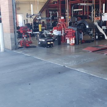 Discount Tire - Clean and organized - Tires Near Me - Chandler, Arizona Discount Tire - Clean and organized - Tires Near Me - Chandler, Arizona