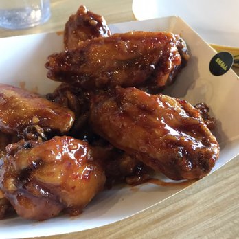 Buffalo Wild Wings - Traditional Snack Wings Asian zing - Chicken Wings Near Me - Lombard, Illinois Buffalo Wild Wings - Traditional Snack Wings Asian zing - Chicken Wings Near Me - Lombard, Illinois