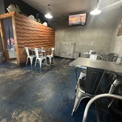 Pan Tang Restaurant - Inside