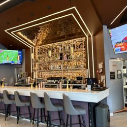 Flame Bistro And Bar - Bar area