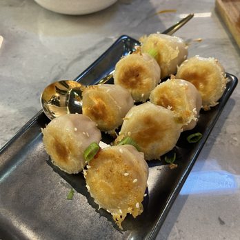 Supreme Dumplings - Mini pan fried dumplings - Shanghainese Near Me - Bellevue, Washington Supreme Dumplings - Mini pan fried dumplings - Shanghainese Near Me - Bellevue, Washington