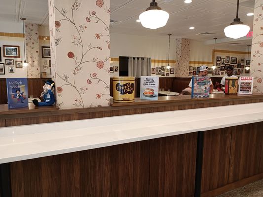Mensch's Deli by null