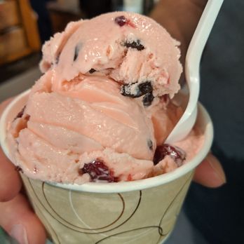 Makepeace Farms - Bakeries Near Me - Wareham, Massachusetts