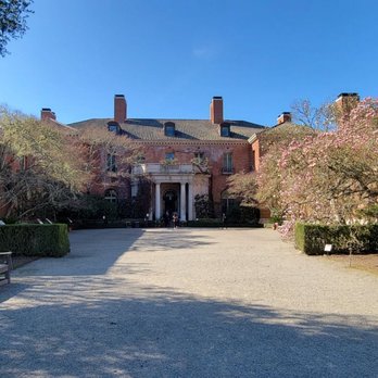 Filoli - The mansion - Botanical Gardens Near Me - Woodside, California Filoli - The mansion - Botanical Gardens Near Me - Woodside, California