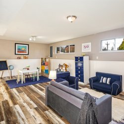 Our recent house in Des Moines was super FUN and wildly successful!