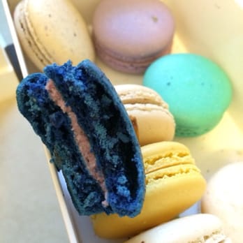 Macaron by Patisse - huge air pockets inside macaron. not supposed to happen... $2.25 is a lot to pay if 80% of what you're getting is air! - Macarons Near Me - Houston, Texas Macaron by Patisse - huge air pockets inside macaron. not supposed to happen... $2.25 is a lot to pay if 80% of what you're getting is air! - Macarons Near Me - Houston, Texas