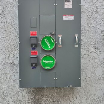 McWay Electric - New 400amp Two Meter (200 amps each meter) Main Electrical Panel - Electricians Near Me McWay Electric - New 400amp Two Meter (200 amps each meter) Main Electrical Panel - Electricians Near Me