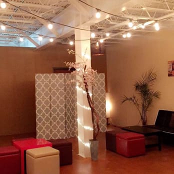 Hookah Hut Lounge - Hookah Bars Near Me - Carrollton, Texas