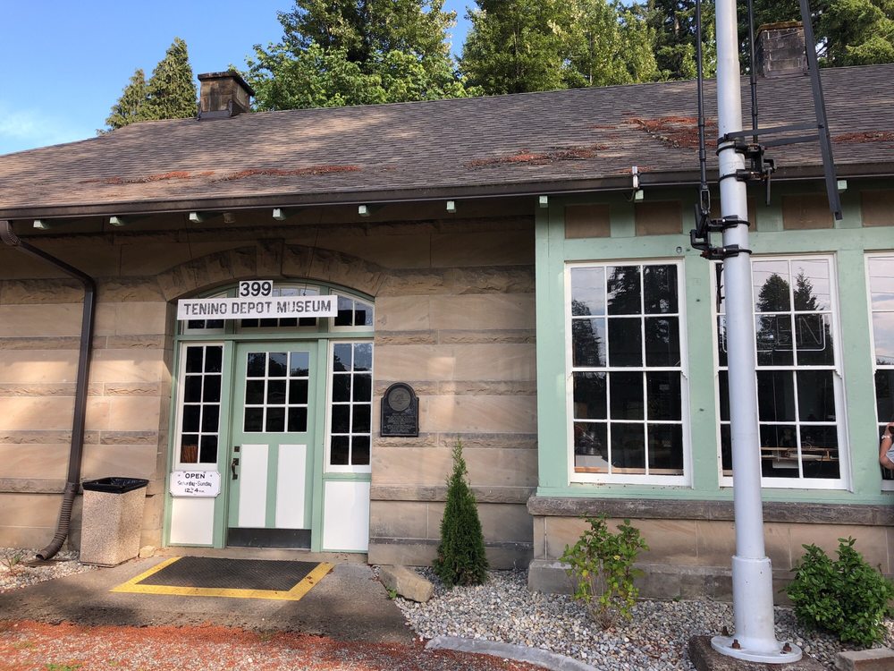 Tenino Depot Museum, Tenino Roadtrippers