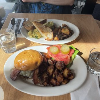 Eats - EATS BURGER w/ Potatoes and Egg Bacon Scallion Scramble with/ Toast and Potatoes - American Near Me - San Francisco, California Eats - EATS BURGER w/ Potatoes and Egg Bacon Scallion Scramble with/ Toast and Potatoes - American Near Me - San Francisco, California