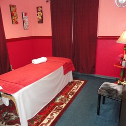 Guan Therapeutic Chinese Massage - SAME ROOM COUPLES MASSAGE NO PROBLEM