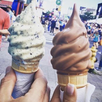 La Diperie - Ice Cream & Frozen Yogurt Near Me - Toronto, Ontario