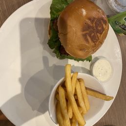 Crispy Chicken Sandwich Crispy Chicken Sandwich