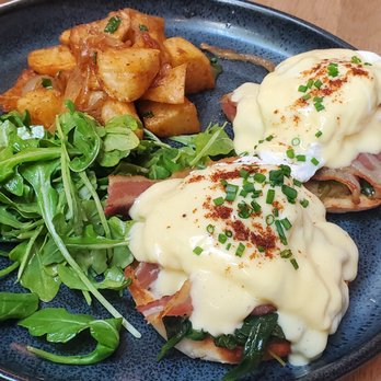 Dear Maud - Eggs Benedict - Cocktail Bars Near Me - Hoboken, New Jersey
