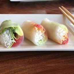 *Tuna & avocado spring roll *spicy tuna spring roll *Tuna & avocado spring roll *spicy tuna spring roll