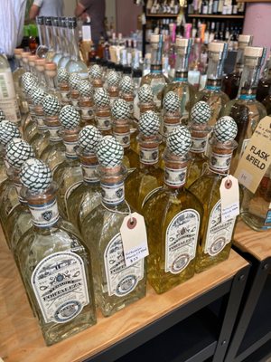 Flask & Field by null