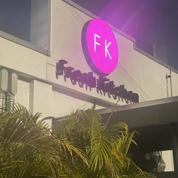 Fresh Kitchen - Front of building - New American Near Me - Tampa, Florida Fresh Kitchen - Front of building - New American Near Me - Tampa, Florida