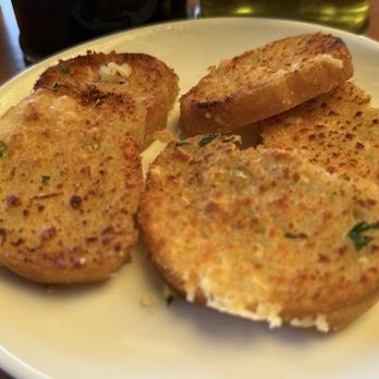 Mangia Bene Cucina - Garlic bread - Italian Near Me - Laguna Niguel, California