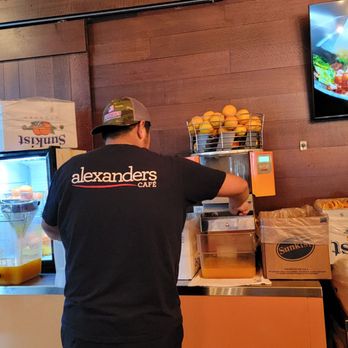 Alexanders Cafe - Fresh oj - Diners Near Me - Elgin, Illinois