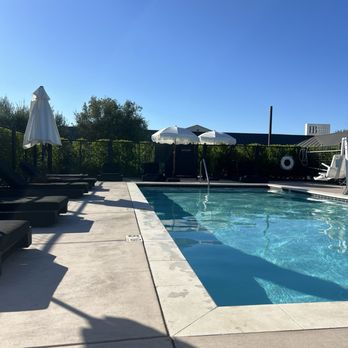 Hotel Bayit - Hotels Near Me - Salida, California