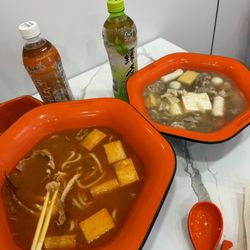 Zhangliang Malatang - Tomato broth and mushroom broth