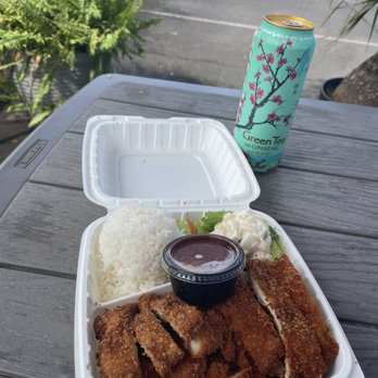 Mark's Place - Hawaiian Near Me - Lihue, Hawaii