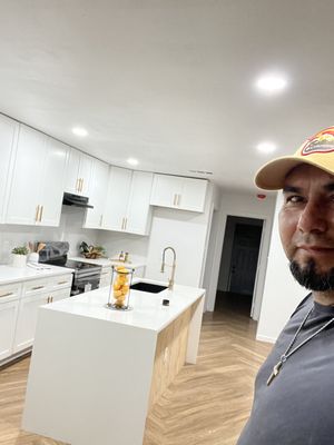 Charlie’s Home Improvements Logo