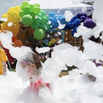 Totally Twisted Balloon Artistry - Foam party! - Balloon Services Near Me Totally Twisted Balloon Artistry - Foam party! - Balloon Services Near Me