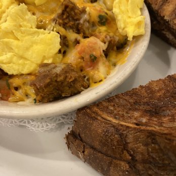 Le Peep Restaurant - Pepperwood - Desperado skillet was huge! - Breakfast & Brunch Near Me - Omaha, Nebraska Le Peep Restaurant - Pepperwood - Desperado skillet was huge! - Breakfast & Brunch Near Me - Omaha, Nebraska