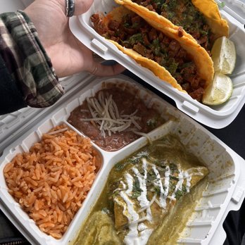El Cantaro - combo #2 - Mexican Near Me - Monterey, California