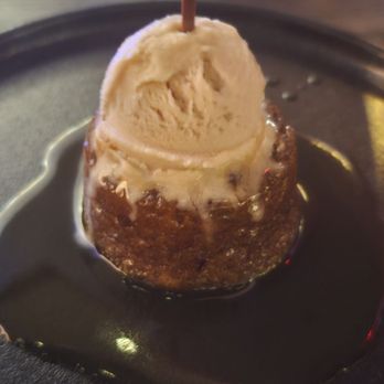 Hell's Kitchen - Sticky Toffee Pudding with ice cream- small but heavenly 5 stars - Cocktail Bars Near Me - Funner, California